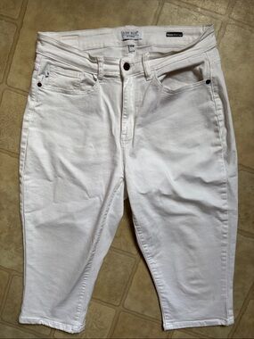 Judy Blue White Skinny Fit Capri Pants, Women’s Plus Size 14W JB82292 WHT-PL